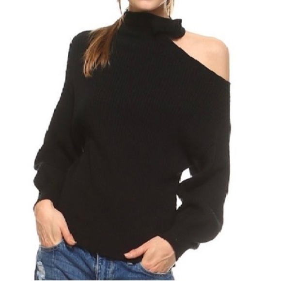 Sweaters - RIPPED KNIT SWEATER